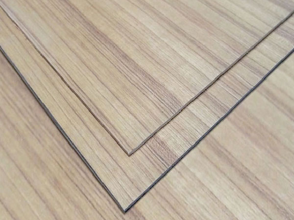 Veneered MDF/HDF
